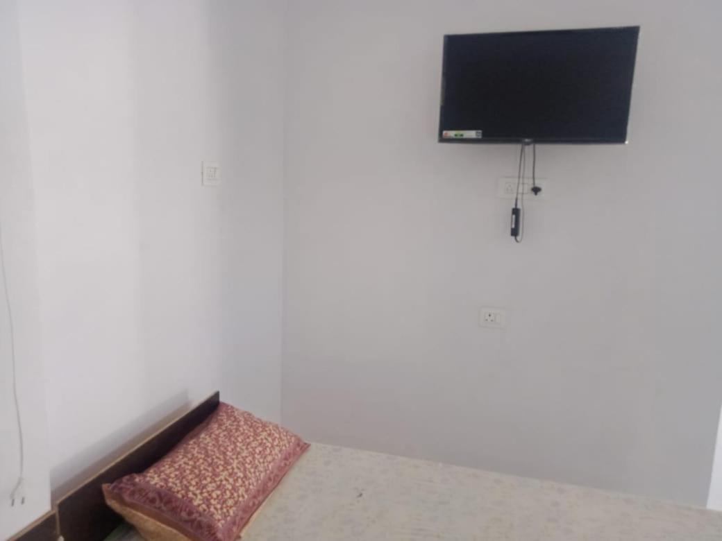 Apartament Vamoose Srishty Choice Rudraprayāg Zewnętrze zdjęcie